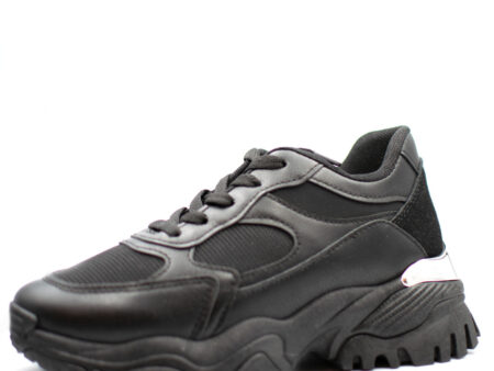 Sneakers με Μεταλλική Λεπτομέρεια