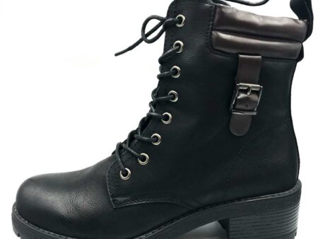 Μποτάκια μαύρα με φερμουάρ