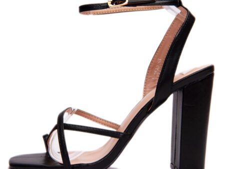 Γυναικεία πέδιλα με τετράγωνη μύτη Μαύρο