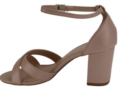 Πέδιλα με Μπαρέτα και Λουράκια μπεζ