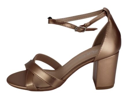 Πέδιλα με Μπαρέτα & Λουράκια