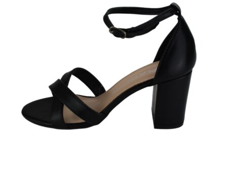 Πέδιλα με Μπαρέτα & Λουράκια Μαύρα