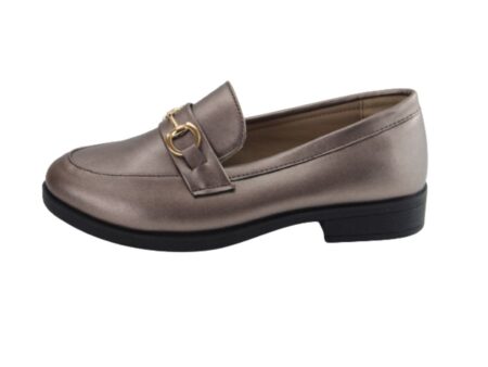 Μοκασίνη σε χρώμα του χαλκού με αγκράφα