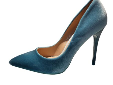 BLUE HEEL