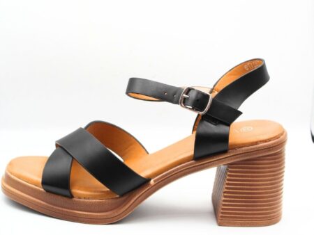 Γυναικείο Πέδιλο Μαύρο με χιαστί λουράκια και μπαρέτα