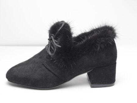 Μποτάκι με γούνα και τακούνι