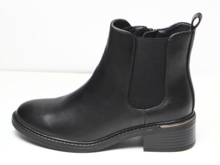 Χαμηλά ankle boots με φερμουάρ Μαύρο