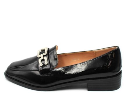 Μοκασίνη λουστρίν μάυρο με μεταλλικό στοιχείο