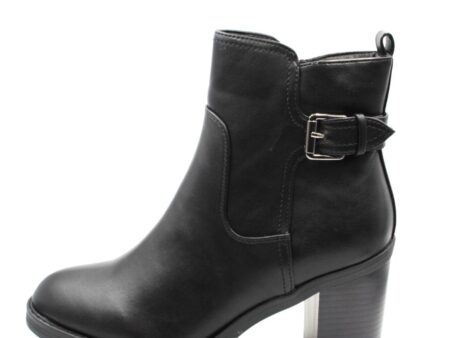 Μποτίνι με αγκραφα και τόκα