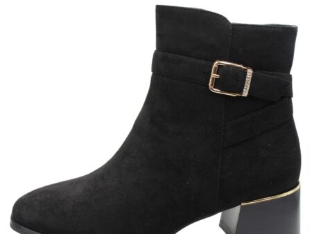 Μποτίνι αστραγάλου σουέντ με χρυσή αγκράφα