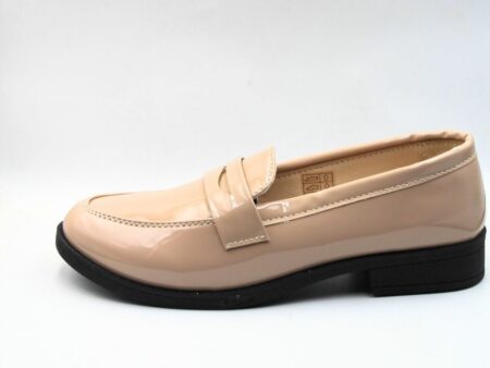 Μοκασίνια λουστρίνι