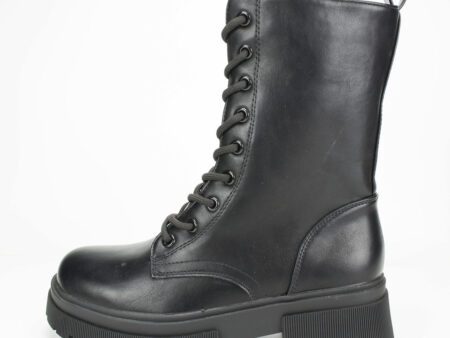 Μαύρα Αρβυλάκια με Τρακτερωτή Σόλα