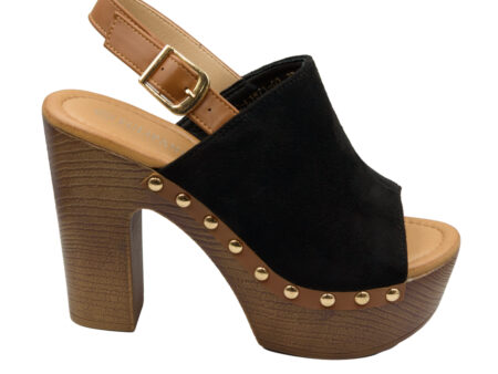 Μαύρα τσόκαρα με ξύλινο τακούνι και χρυσά τρουκς