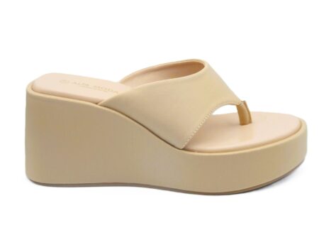 ΓΥΝΑΙΚΕΙΕΣ ΠΑΝΤΟΦΛΕΣ ΠΛΑΤΦΟΡΜΕΣ